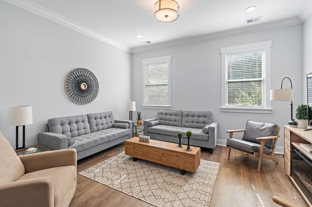 101 Lyle Ln, Nashville, TN 37210