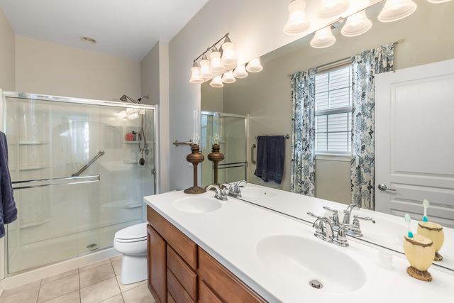 860 Cascade Falls Drive, Elgin, IL 60124