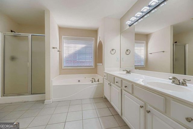 1790 Hickory Station Circle, Snellville, GA 30078