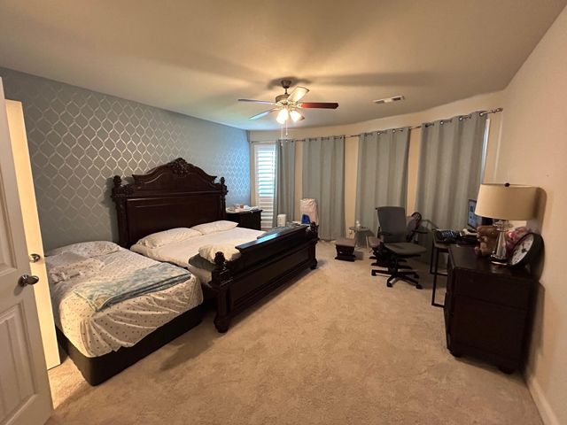 316 Warwick Boulevard, Lewisville, TX 75056