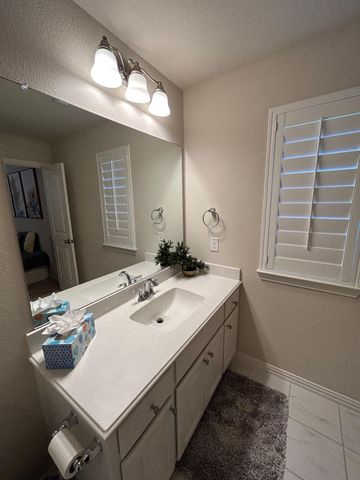 316 Warwick Boulevard, Lewisville, TX 75056