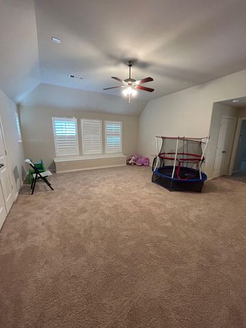 316 Warwick Boulevard, Lewisville, TX 75056