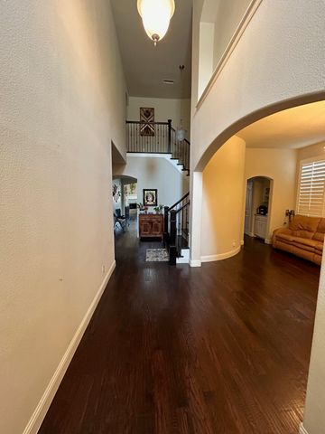 316 Warwick Boulevard, Lewisville, TX 75056