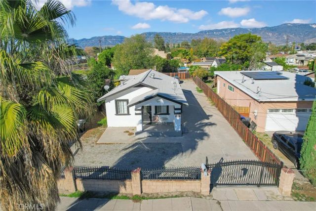 1124 W 11th, San Bernardino, CA 92411