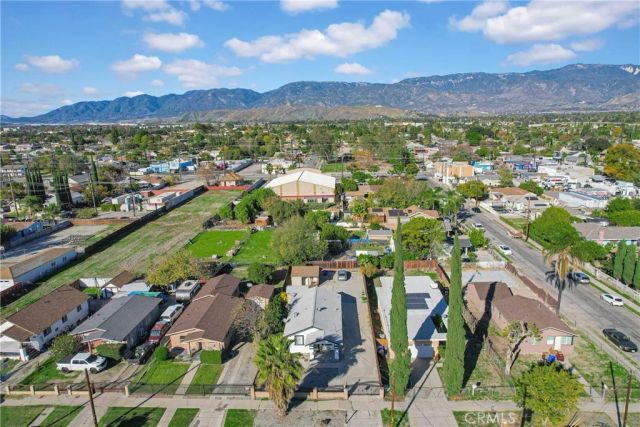 1124 W 11th, San Bernardino, CA 92411