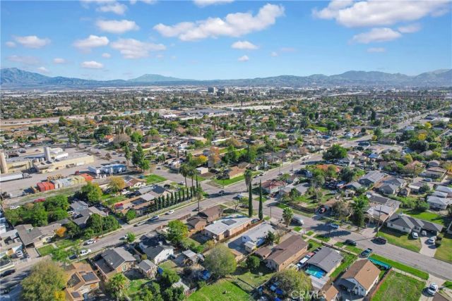 1124 W 11th, San Bernardino, CA 92411