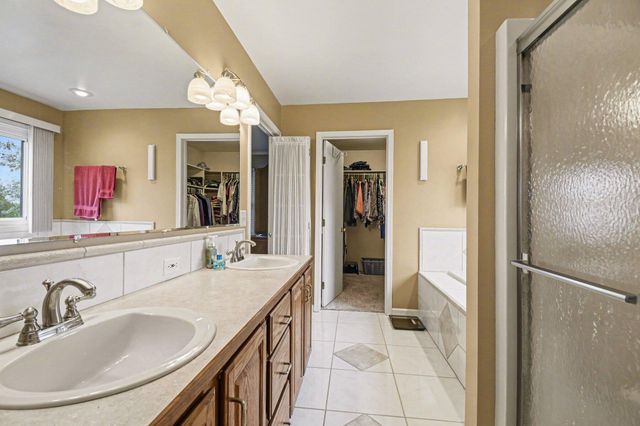 5459 Discovery Drive Se, City Of Kentwood, MI 49508