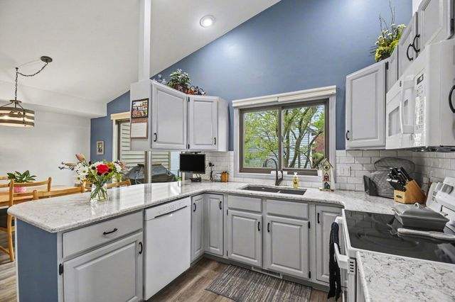 5459 Discovery Drive Se, City Of Kentwood, MI 49508