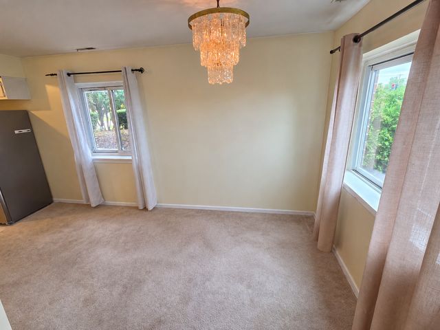 1761 W Algonquin Road 1B, Mount Prospect, IL 60056