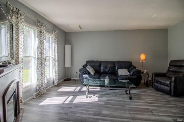 1280 S 300 E, Knox, IN 46534