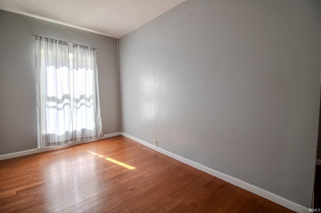 1280 S 300 E, Knox, IN 46534