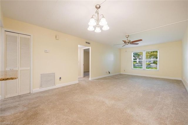 2504 SE 16th PL # 101, Cape Coral, FL 33904