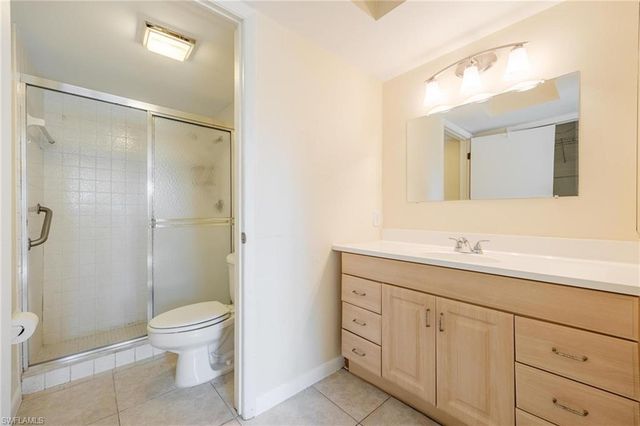 2504 SE 16th PL # 101, Cape Coral, FL 33904