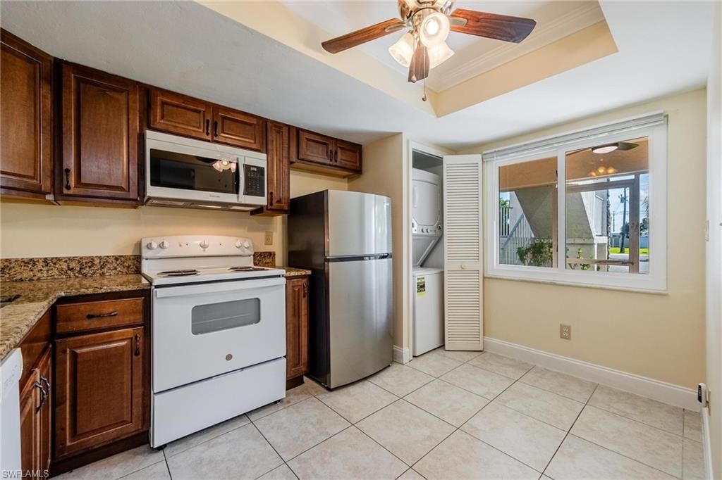 2504 SE 16th PL 101, CAPE CORAL, FL 33904 — photo 2