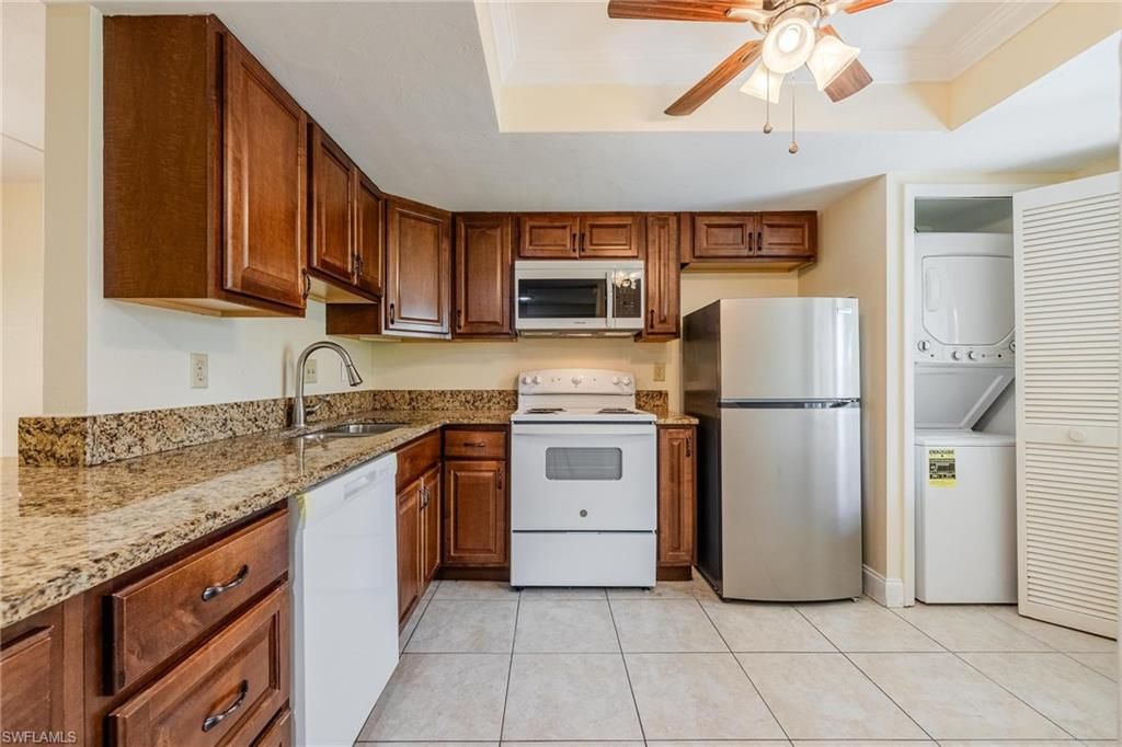 2504 SE 16th PL 101, CAPE CORAL, FL 33904 — photo 3