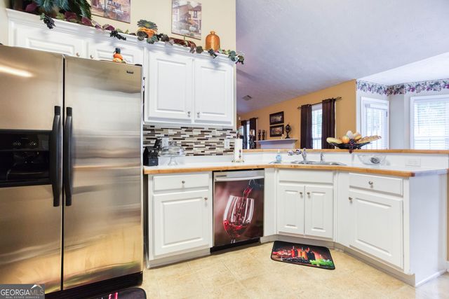 407 Gladiola Drive, Auburn, GA 30011