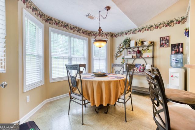 407 Gladiola Drive, Auburn, GA 30011