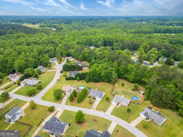 407 Gladiola Drive, Auburn, GA 30011