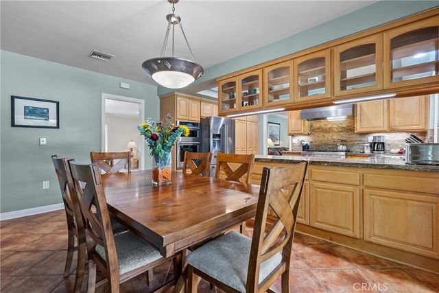 9513 Bianca, Northridge, CA 91325