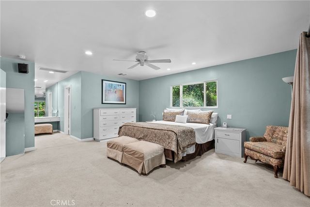 9513 Bianca, Northridge, CA 91325