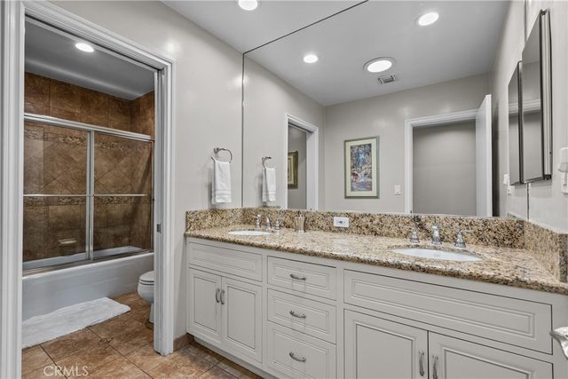 9513 Bianca, Northridge, CA 91325