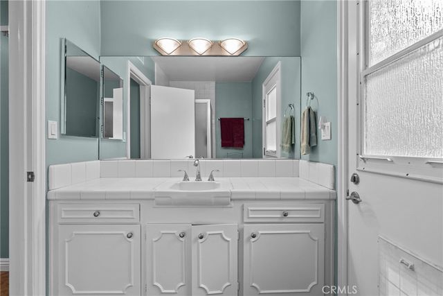 9513 Bianca, Northridge, CA 91325