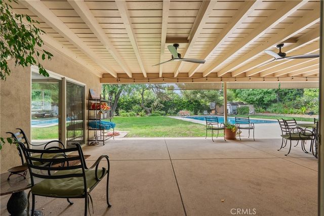 9513 Bianca, Northridge, CA 91325