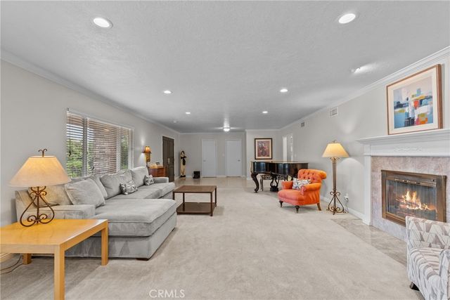 9513 Bianca, Northridge, CA 91325