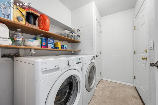 1755 Columbine Village Drive, Woodland Park, CO 80863