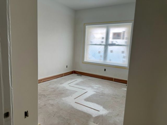 670 NW Concord Lane, Waukee, IA 50263