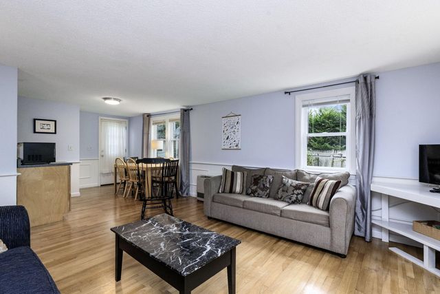 102 Sea Street, Dennis Port, MA 02639