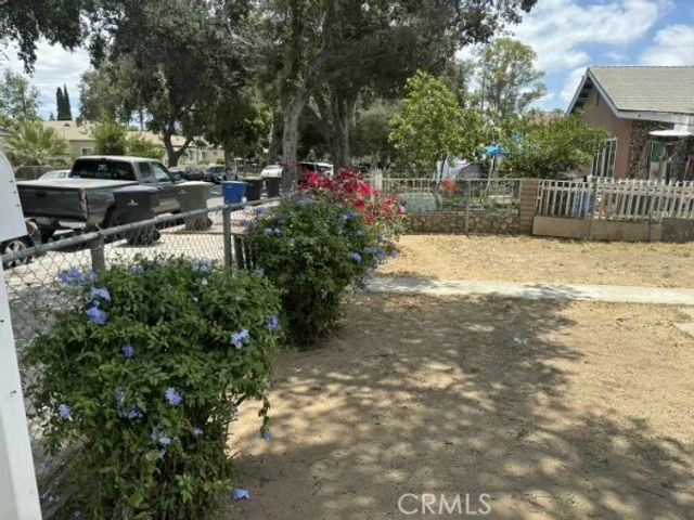 4091 Dwight Avenue, Riverside, CA 92507