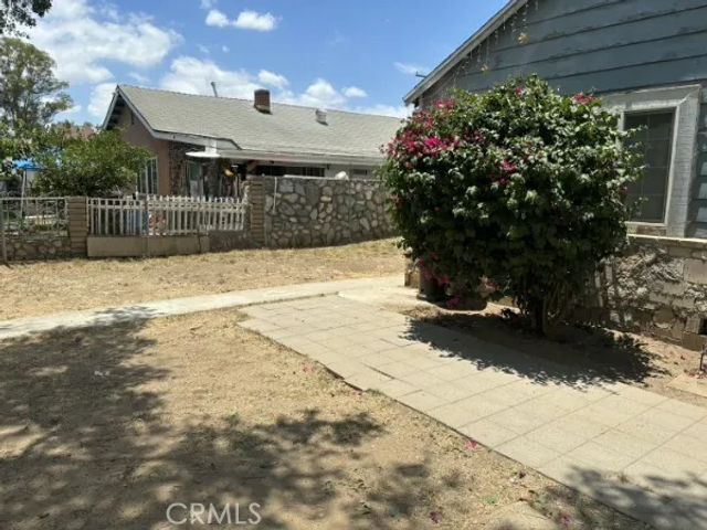 4091 Dwight Avenue, Riverside, CA 92507