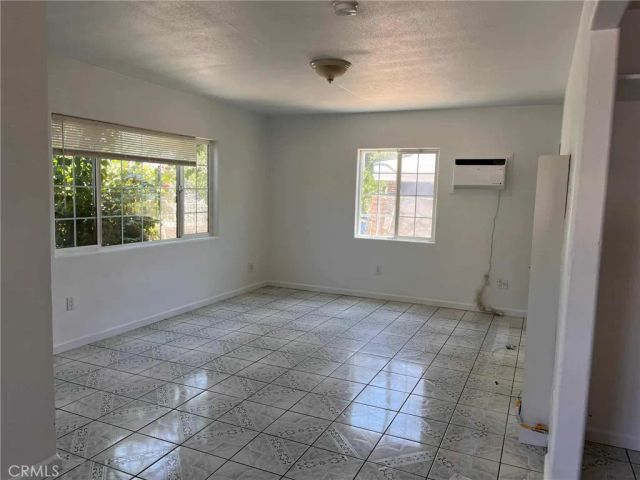 4091 Dwight Avenue, Riverside, CA 92507
