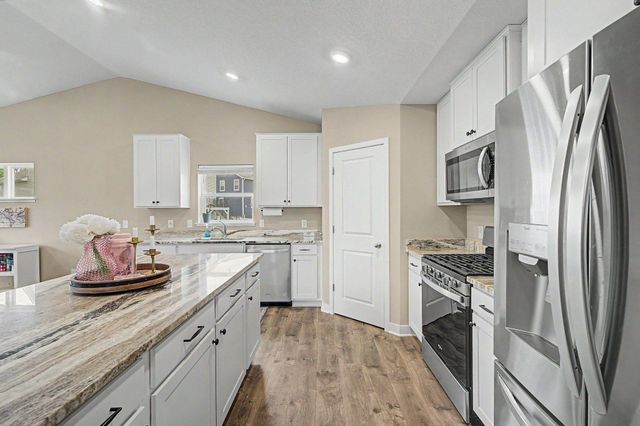 14211 Cheshire Lane N, Dayton, MN 55327