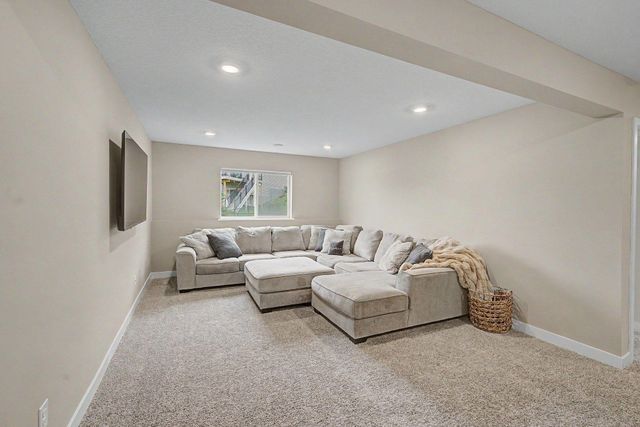 14211 Cheshire Lane N, Dayton, MN 55327