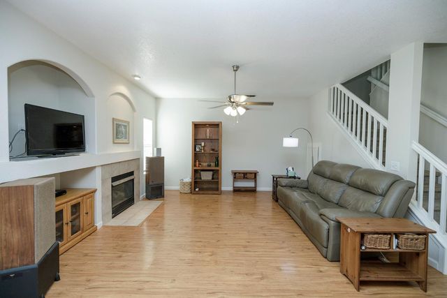 2516 Maestro Way, Modesto, CA 95355