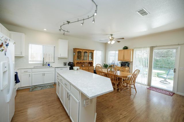 2516 Maestro Way, Modesto, CA 95355