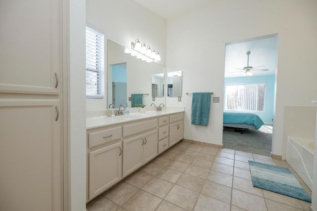 2516 Maestro Way, Modesto, CA 95355