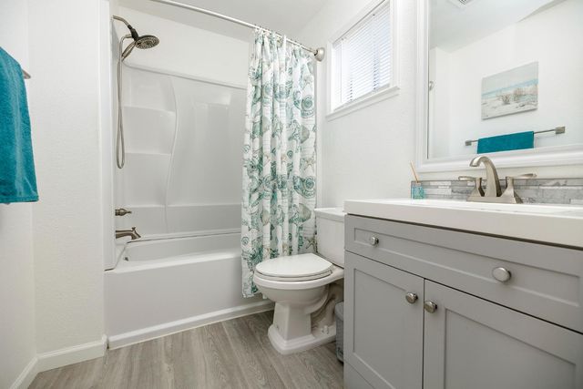 2516 Maestro Way, Modesto, CA 95355