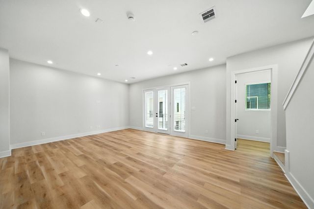 2306 Hoskins Drive E, Houston, TX 77080