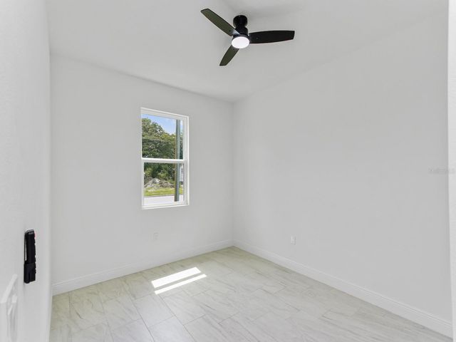 2048 DIXIE AVENUE, Sanford, FL 32771