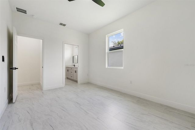 2048 DIXIE AVENUE, Sanford, FL 32771