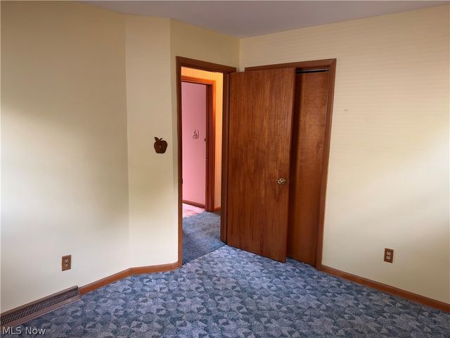 1758 Lancaster Drive, Youngstown, OH 44511