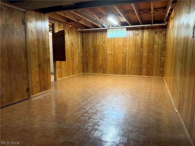 1758 Lancaster Drive, Youngstown, OH 44511