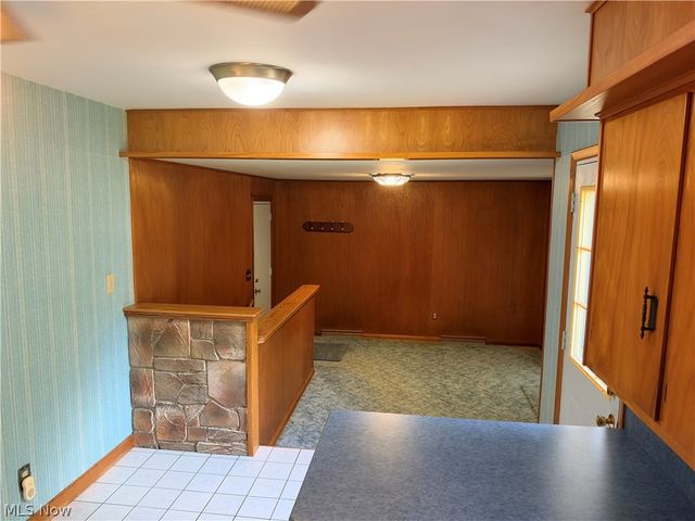 1758 Lancaster Drive, Youngstown, OH 44511