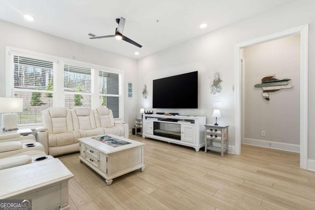 360 Vinca Circle NW, Kennesaw, GA 30144