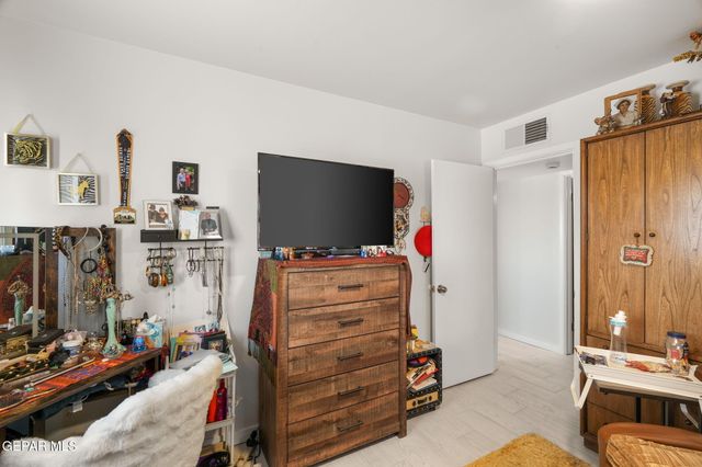 2901 POLK Avenue, El Paso, TX 79930