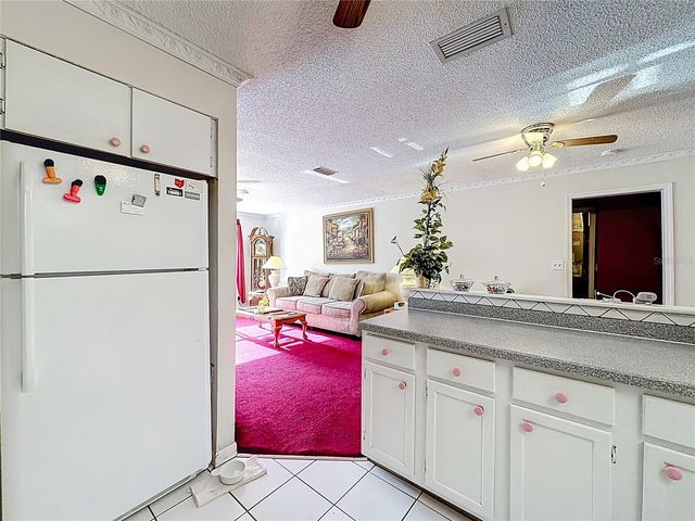 50 SE SPRING LOOP, Ocala, FL 34472