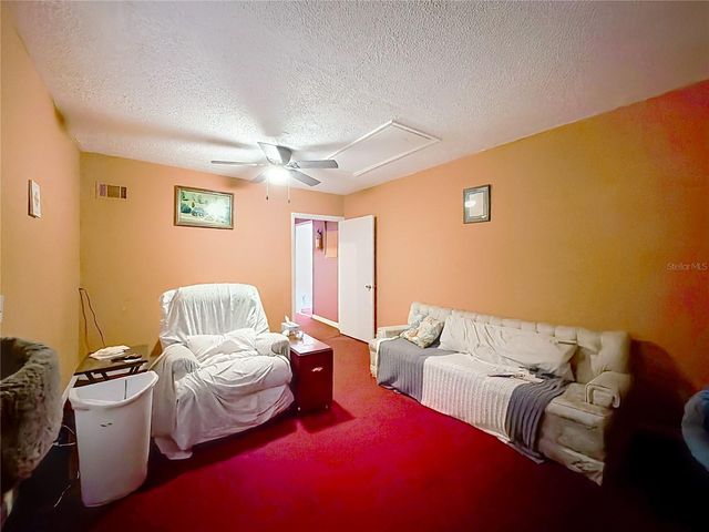 50 SE SPRING LOOP, Ocala, FL 34472